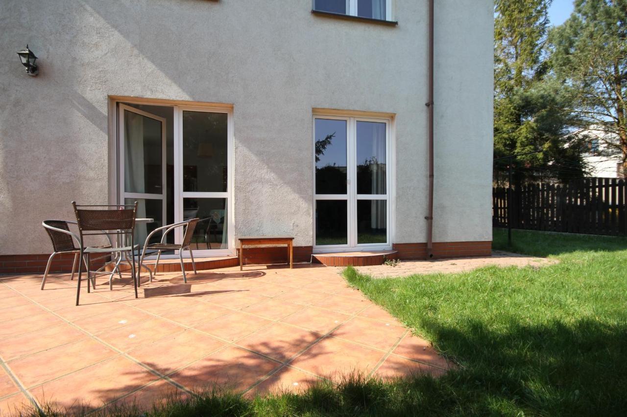 Pokoje Goscinne Lidia Leba Exterior foto